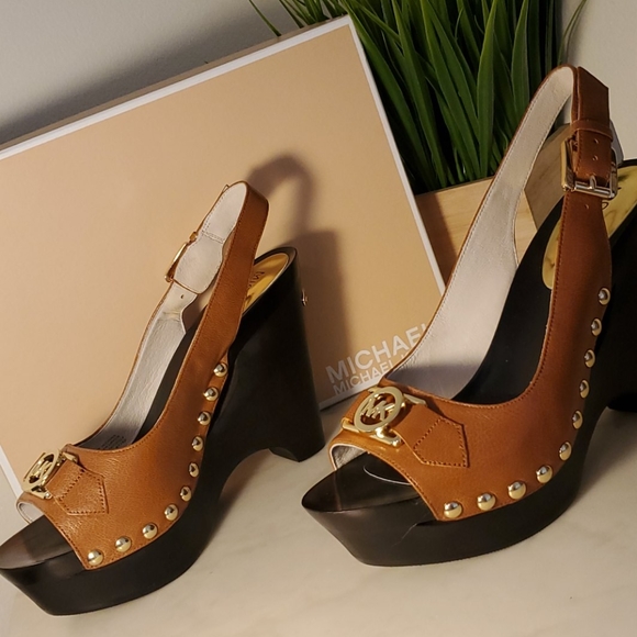 Michael Kors Heels - Picture 1 of 4